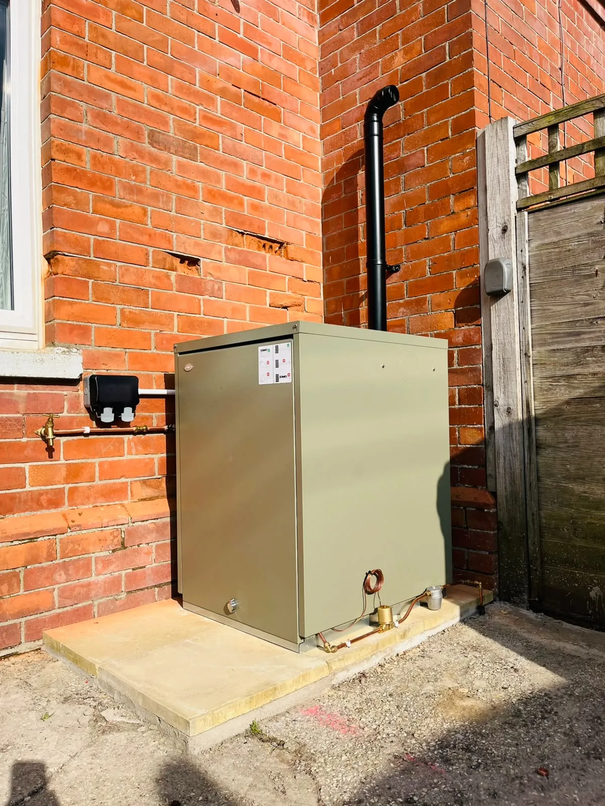 External oil boiler installation